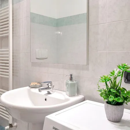 2 Minuti Dalla Stazione - Comfort & Design Lejlighed *